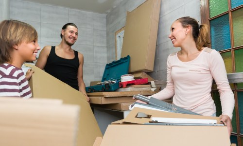 Moving team supporting local removals in Hillingdon