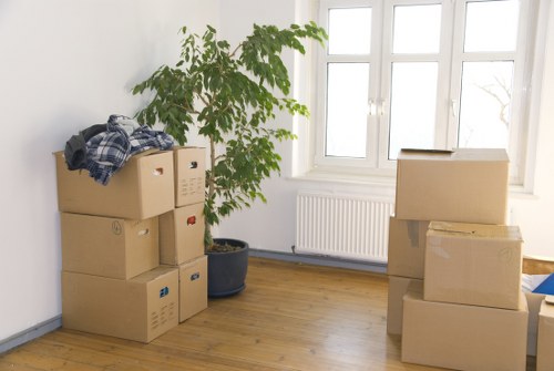 Flexible self storage options in Hillingdon for moving and decluttering