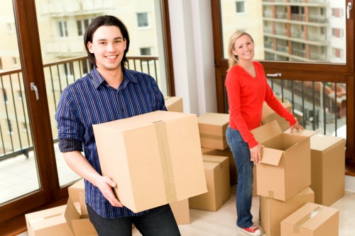 Flexible short-term storage solution in Hillingdon for moving and decluttering